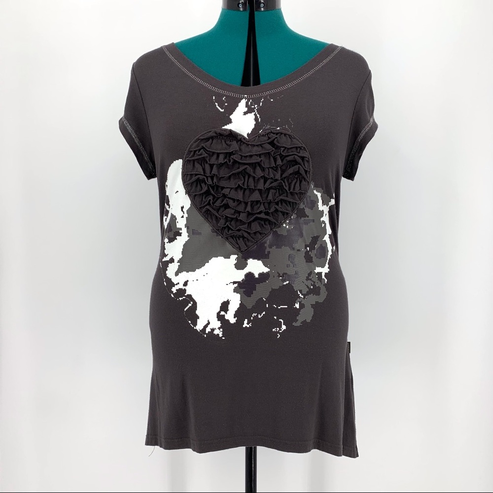Anna Scott Taupe Grey Short Sleeve T-Shirt with Ruffled Heart, XL